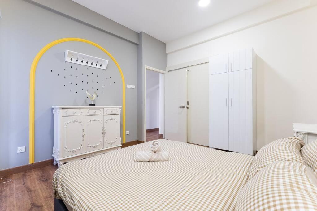 Апартаменты Arte Mont Kiara Duplex 4 Pax Jacuzzi Куала-Лумпур Экстерьер фото
