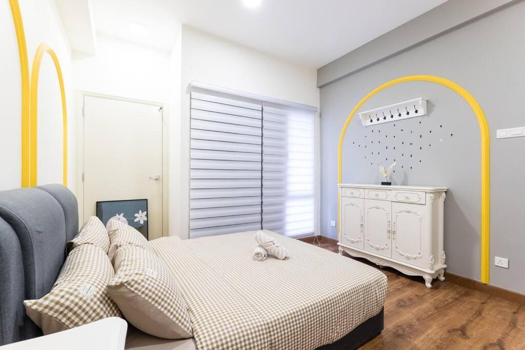Апартаменты Arte Mont Kiara Duplex 4 Pax Jacuzzi Куала-Лумпур Экстерьер фото
